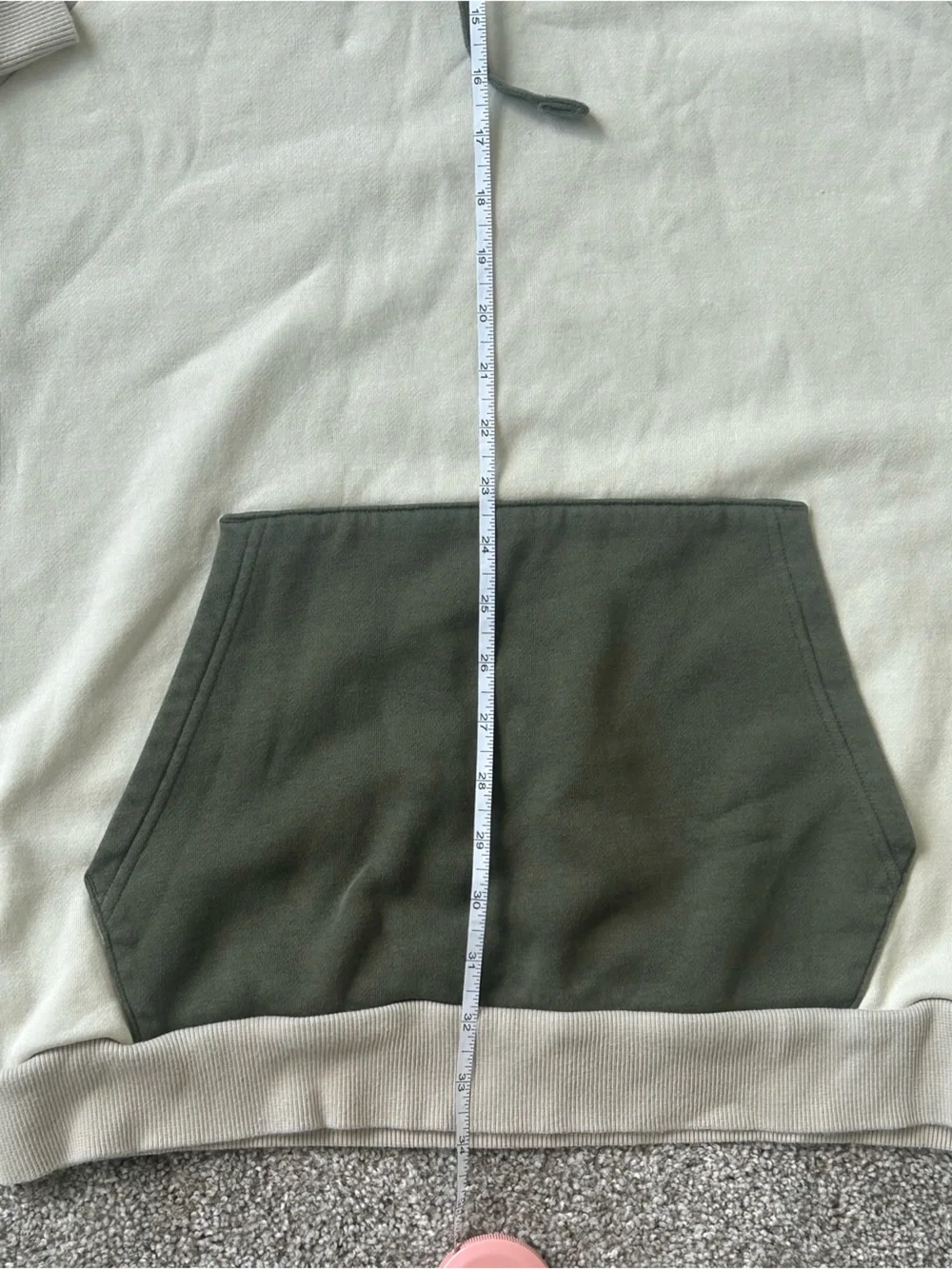 Under Armour Men’s Two-Tone Olive & Cream Crewneck Hoodie